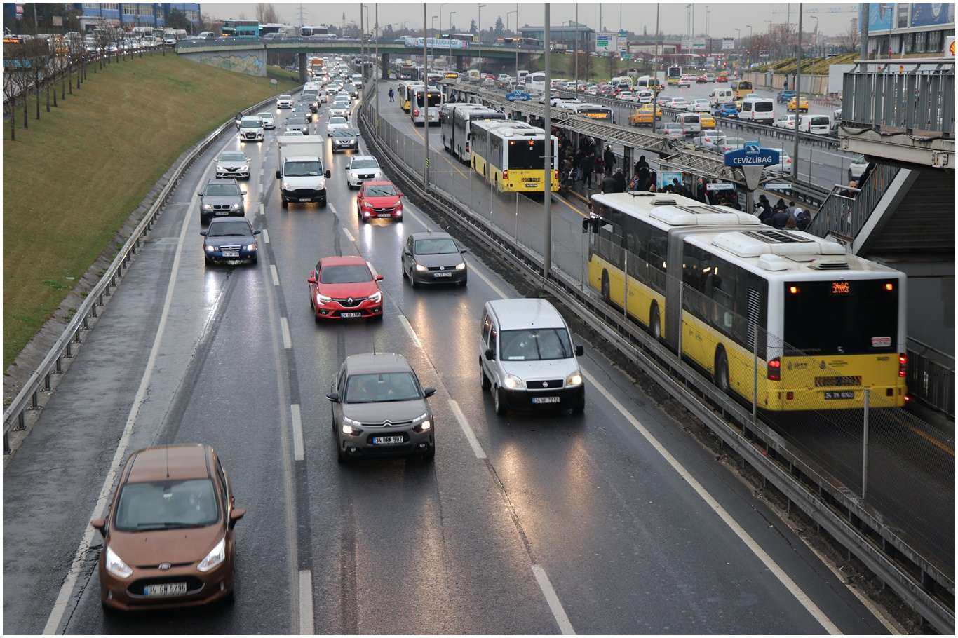 İstanbul'da yarın bazı yollar trafiğe kapalı olacak